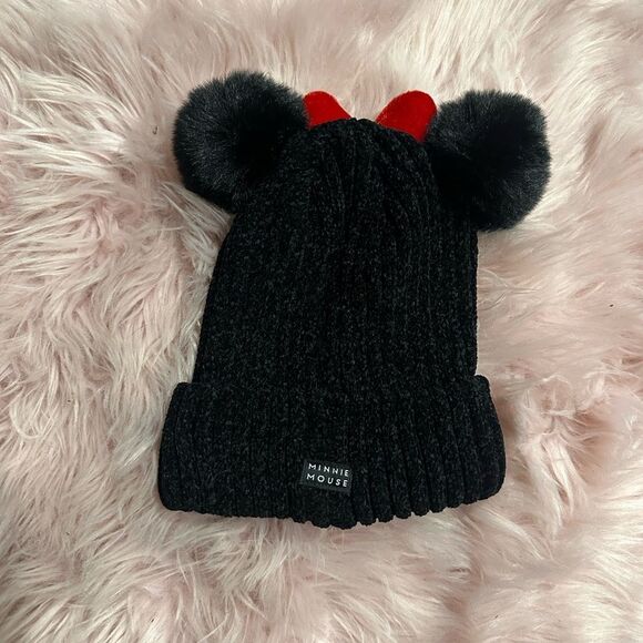 Minnie Mouse hat - Picture 3 of 3